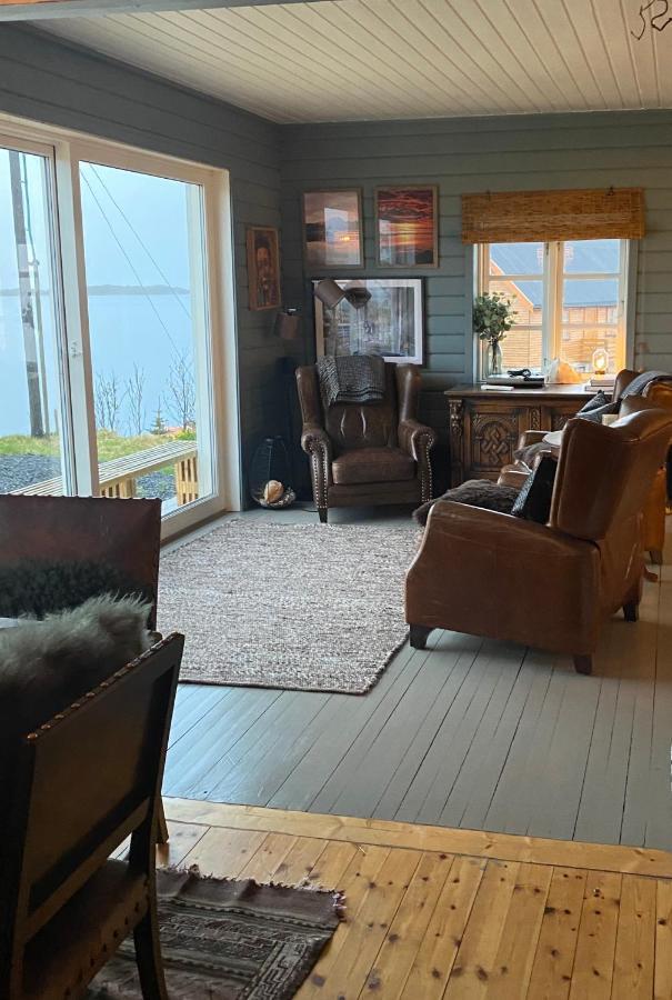 Villa Borgvag - A Unique Seafront Villa In The Heart Of Lofoten Bostad Exterior foto